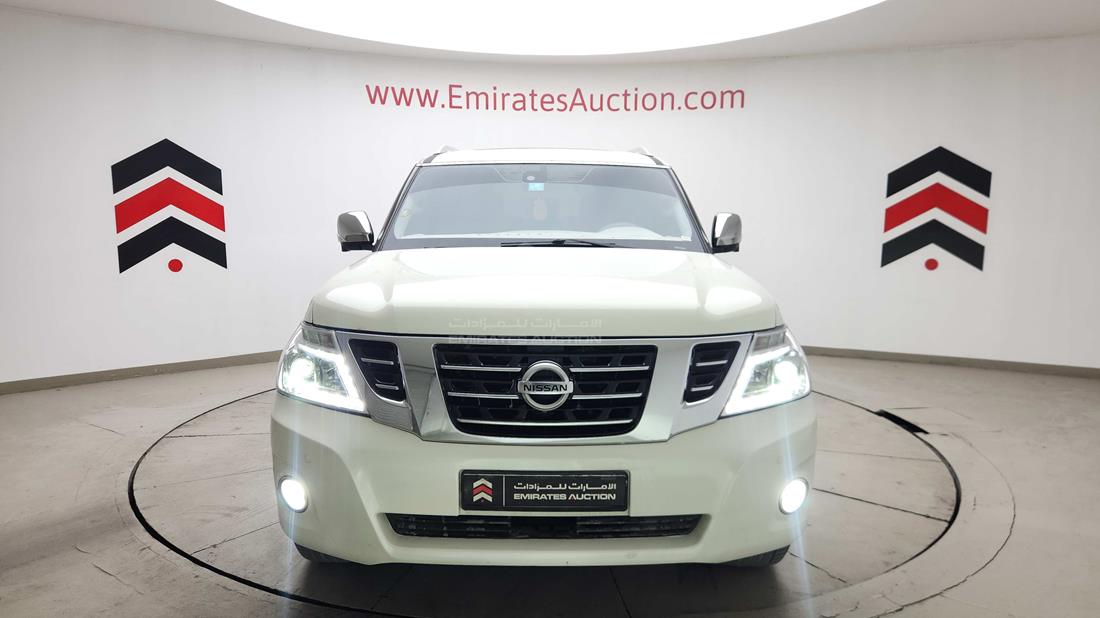 2010 Nissan Patrol — 360-degree view