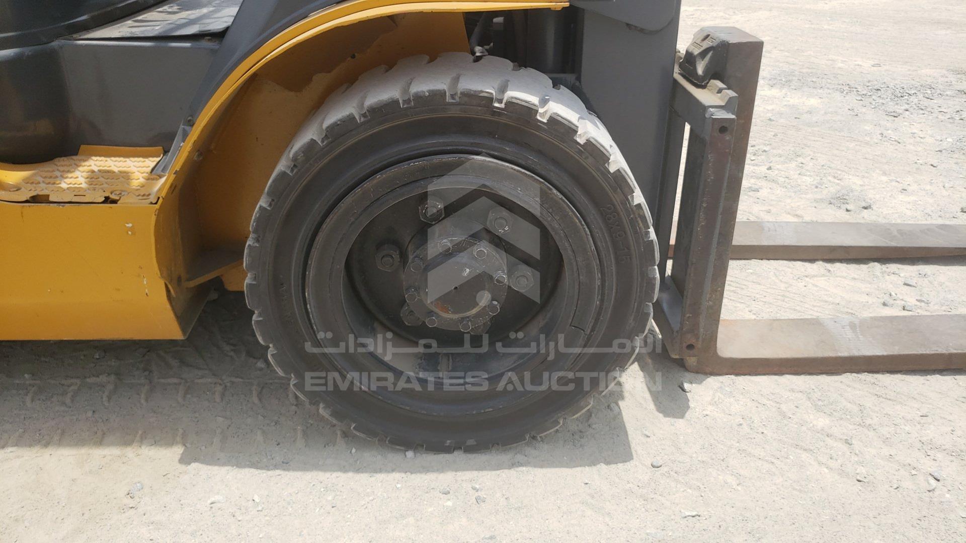 2010 CATERPILLAR DP30NT VIN: T14E11735