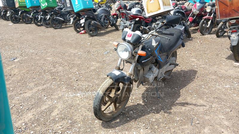 9C2MC3502FR350165 Auction: EmiratesAuction Lot: 406828 9C2MC3502FR350165 Honda CBX 250 Twister 2015 BLACK Photo 5