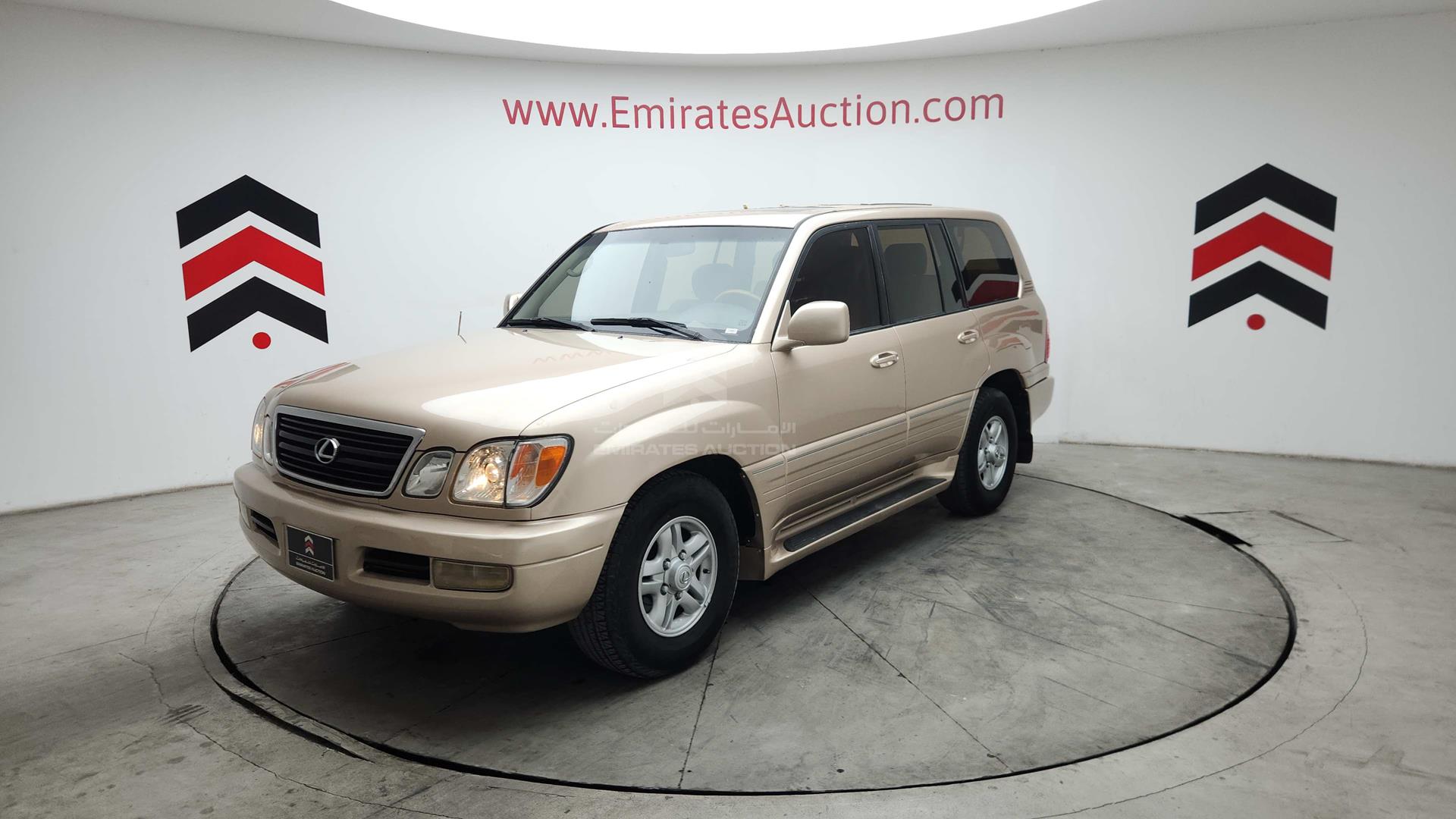 2001 LEXUS LX 470 VIN: JTJHT00W513501087