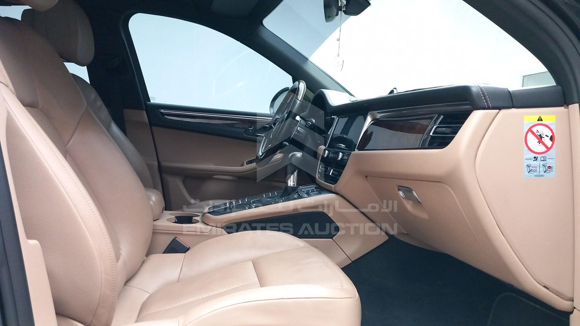 2020 PORSCHE MACAN S VIN: WP1AB2A56LLB33710