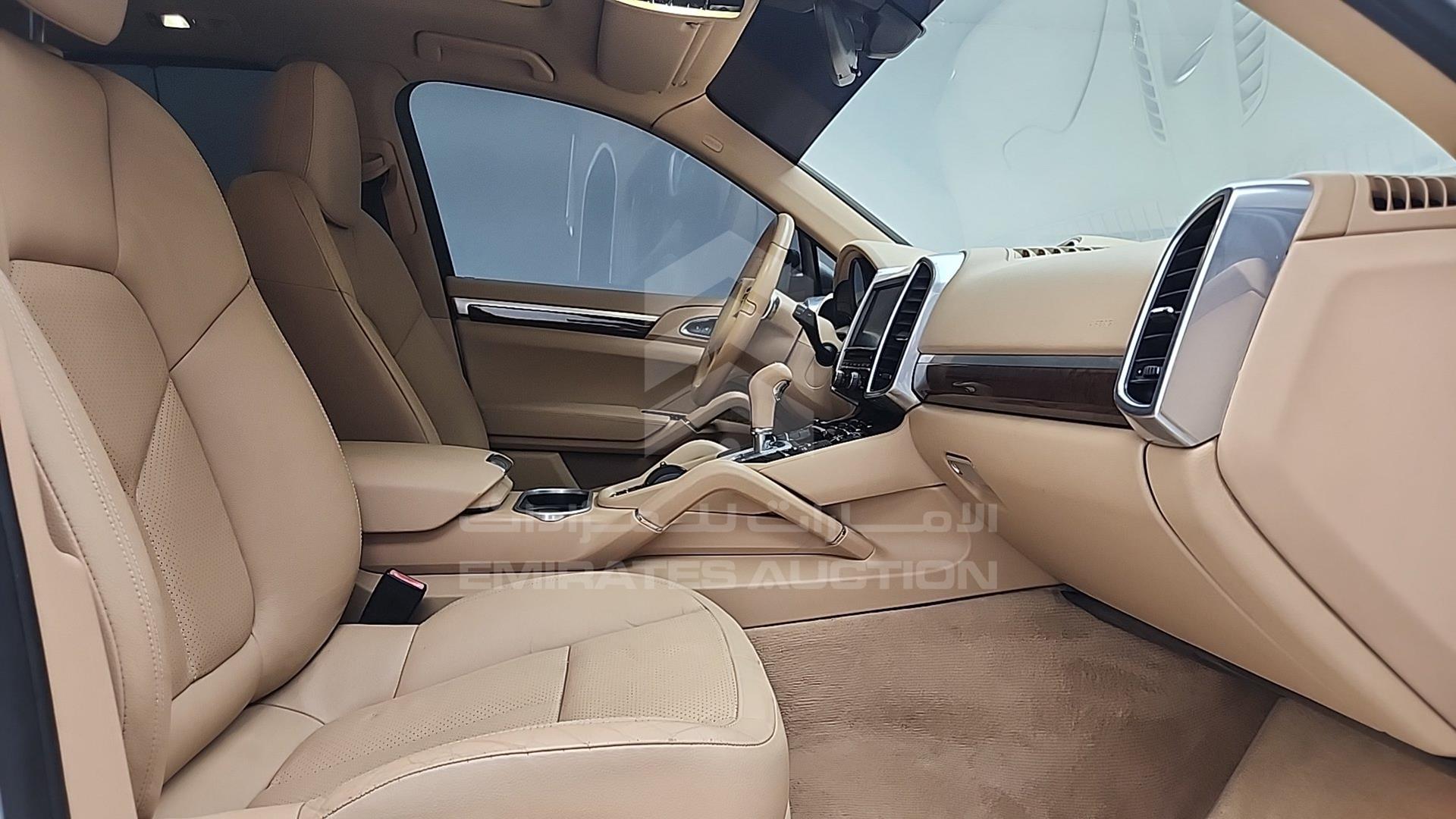 2013 PORSCHE CAYENNE VIN: WP1ZZZ92ZDLA01710