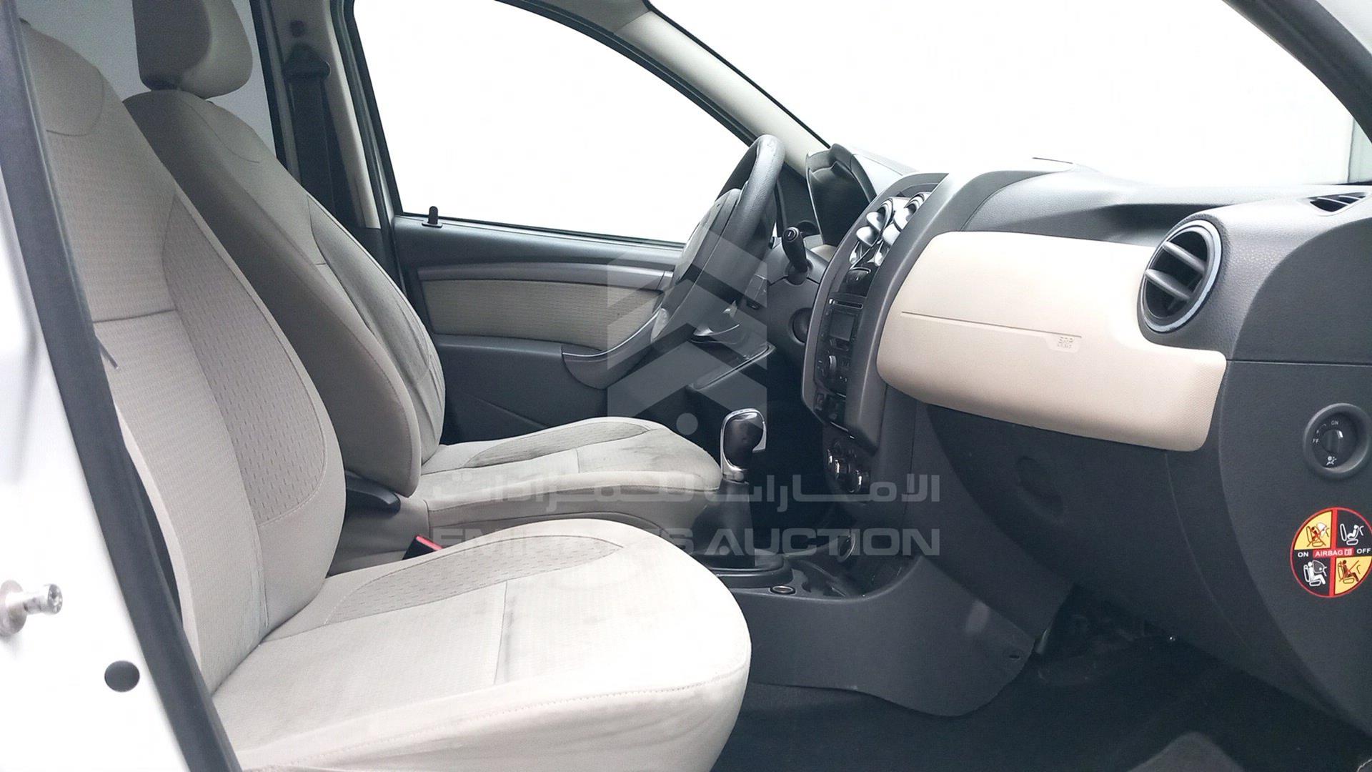 2018 RENAULT DUSTER VIN: VF1HSRGJXJH573389