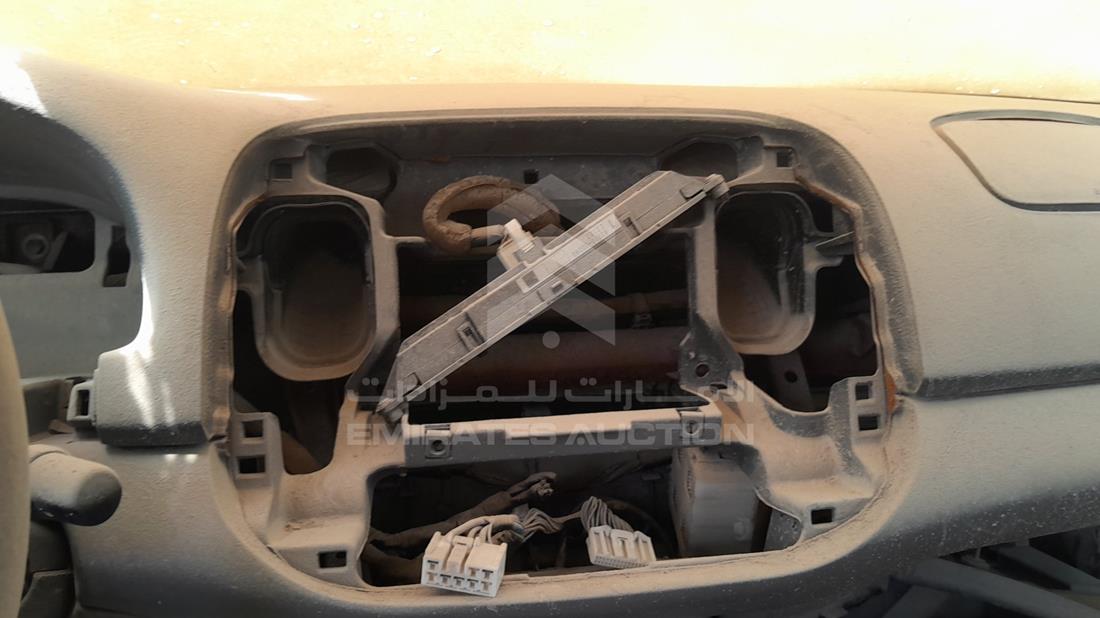 2004 Toyota Camry — Entertainment Systems & Camera Monitor & Navigation — Photo 16