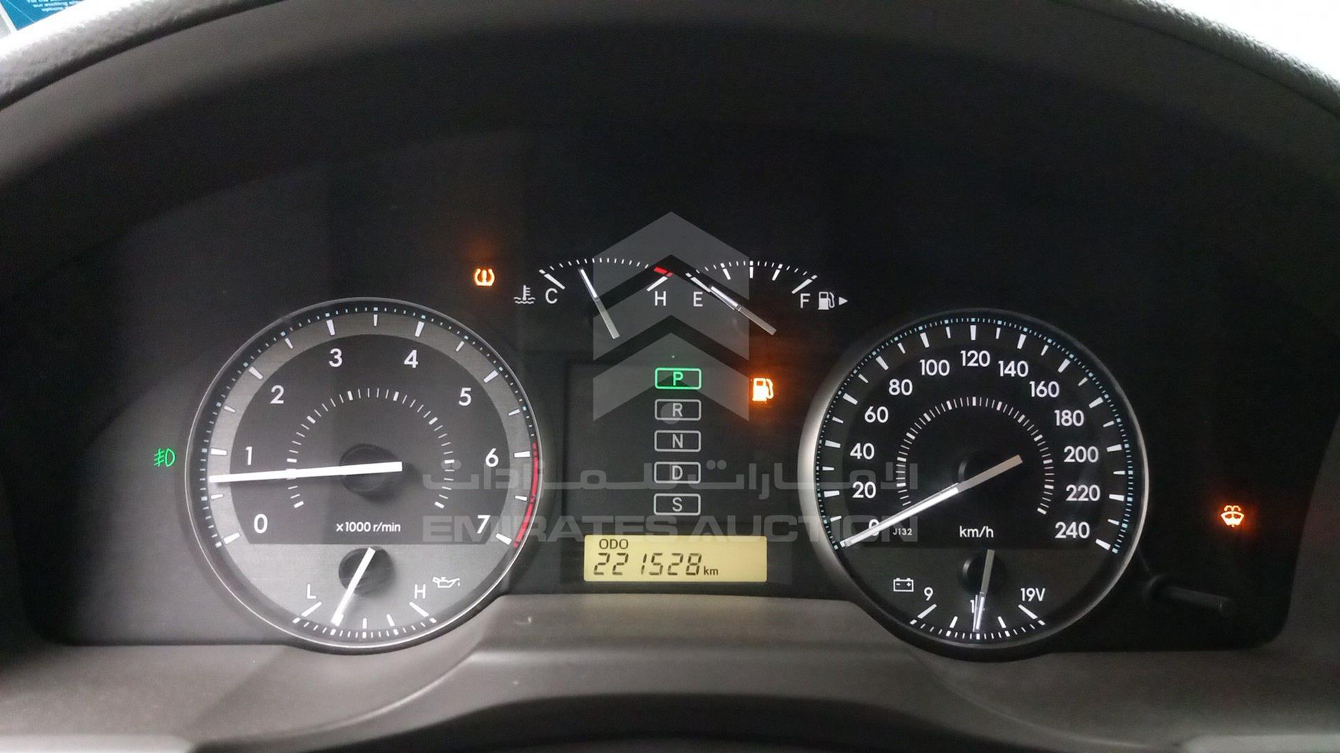 2018 TOYOTA LAND CRUISER VIN: JTMHX01J0J4160430