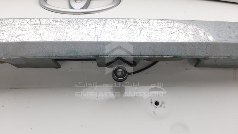 RKLBL9HE7F5241122 Auction: EmiratesAuction Lot: 407963 RKLBL9HE7F5241122 Toyota Corolla 2015 WHITE Photo 27