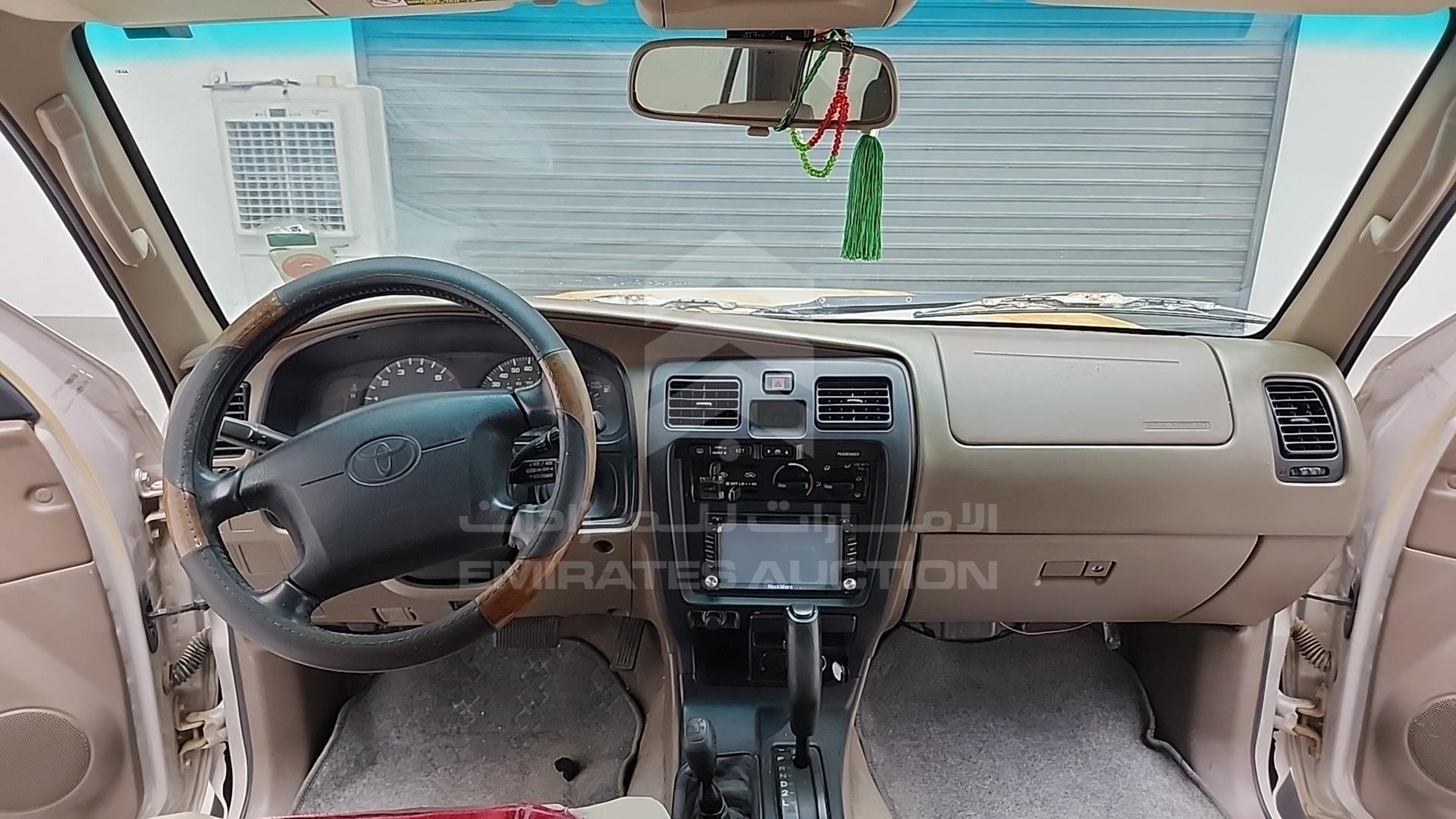 2000 TOYOTA 4 RUNNER VIN: JT3HN86R4Y0322987