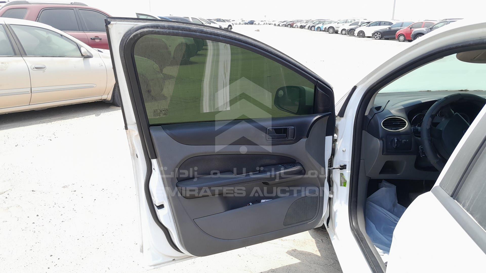2011 FORD FOCUS VIN: WF0TD34P5BVL55596