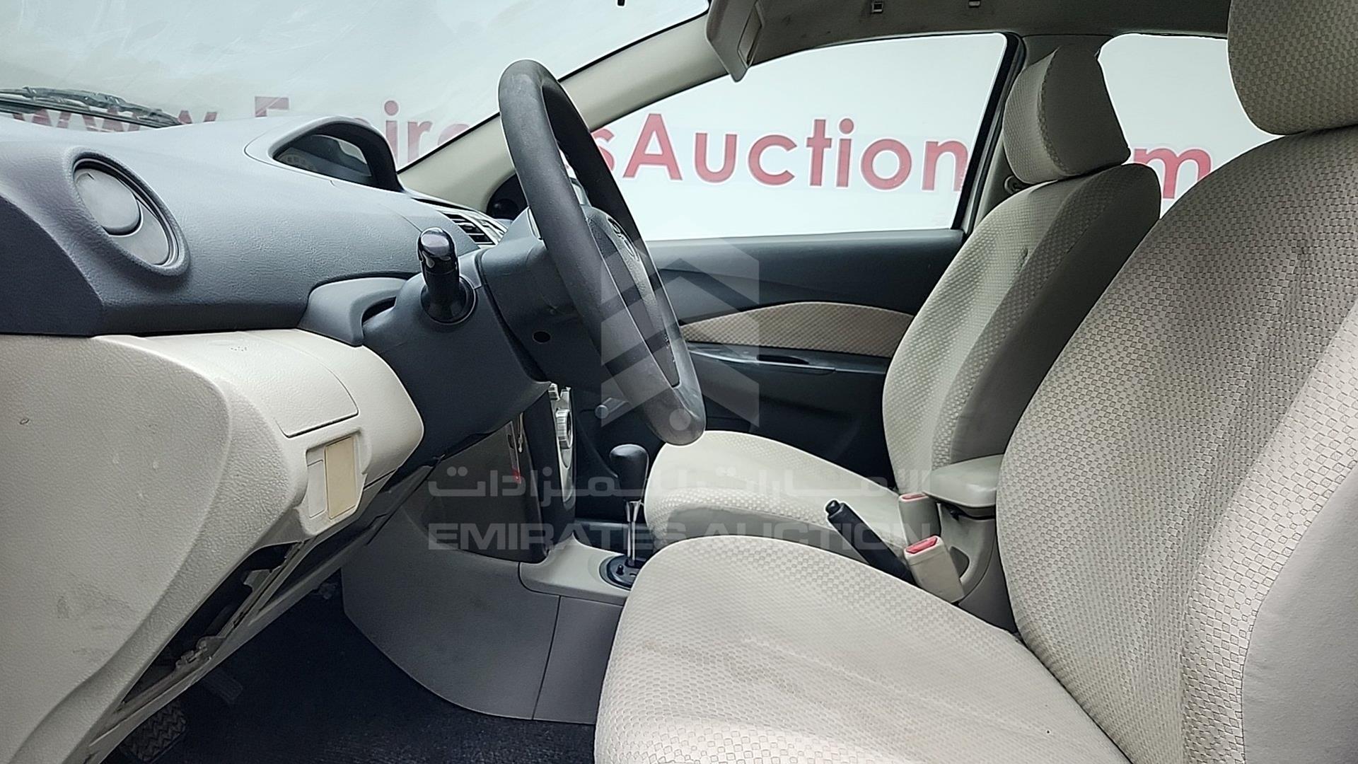 2008 TOYOTA YARIS VIN: JTDBW923X84010154