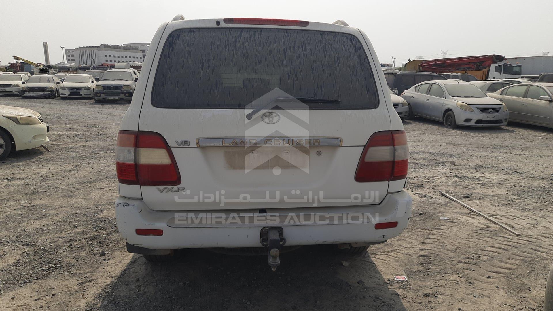 2001 TOYOTA LAND CRUISER VIN: JTEHJ09J815013879