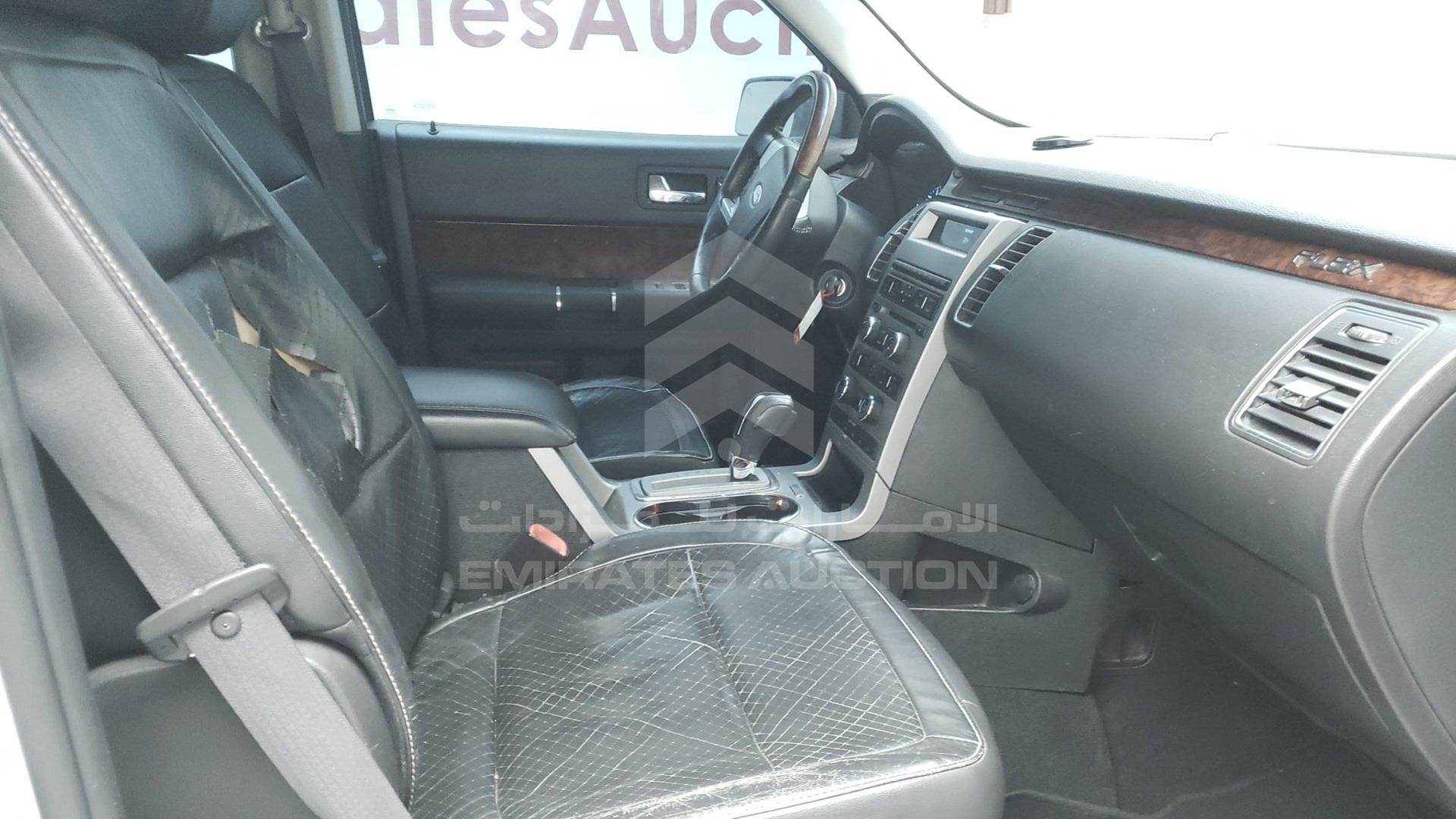 2009 FORD FLEX VIN: 2FMEK63C99BA45616