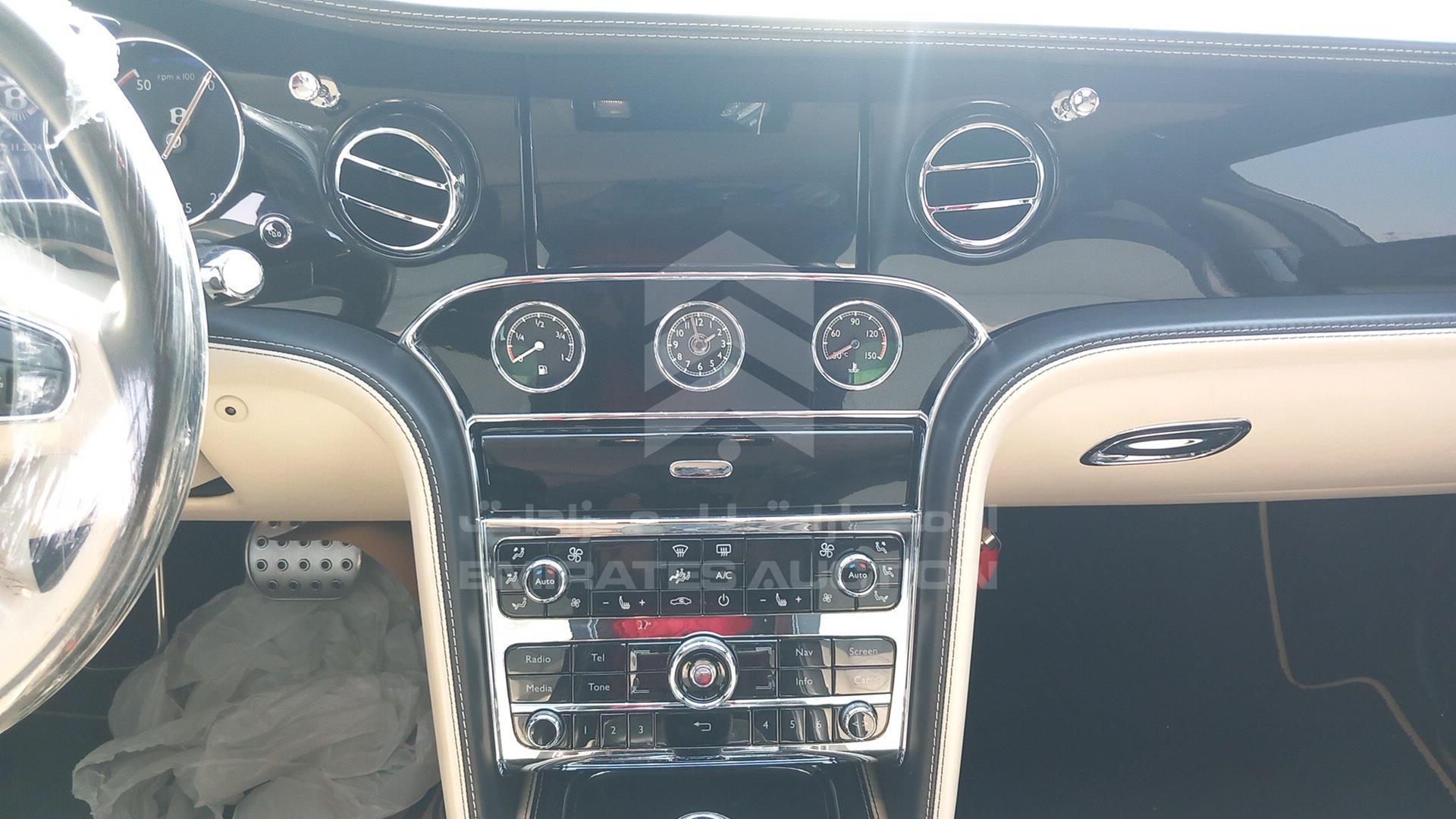 2016 BENTLEY MULSANNE VIN: SCBBE6ZH1GC002129