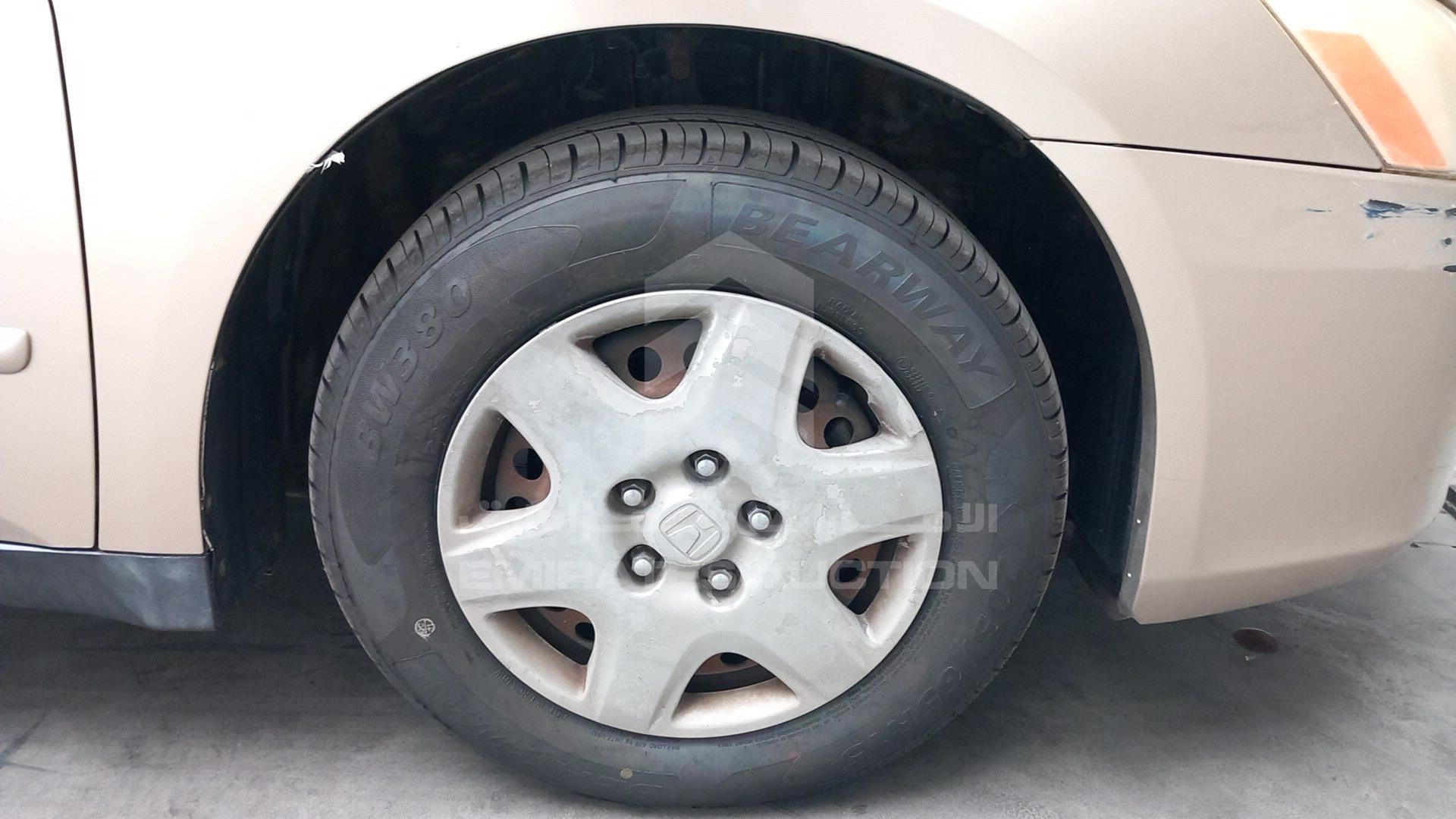 2007 HONDA ACCORD VIN: JHMCM56507C415439