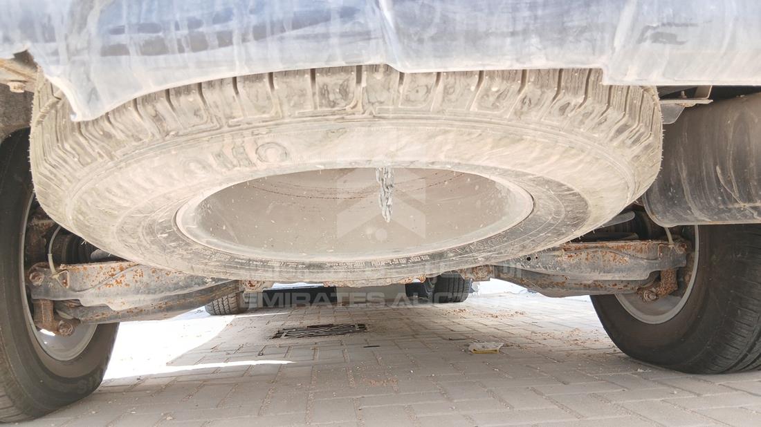 نيسان باترول 2019 — الإطار الاحتياطي — صورة 22