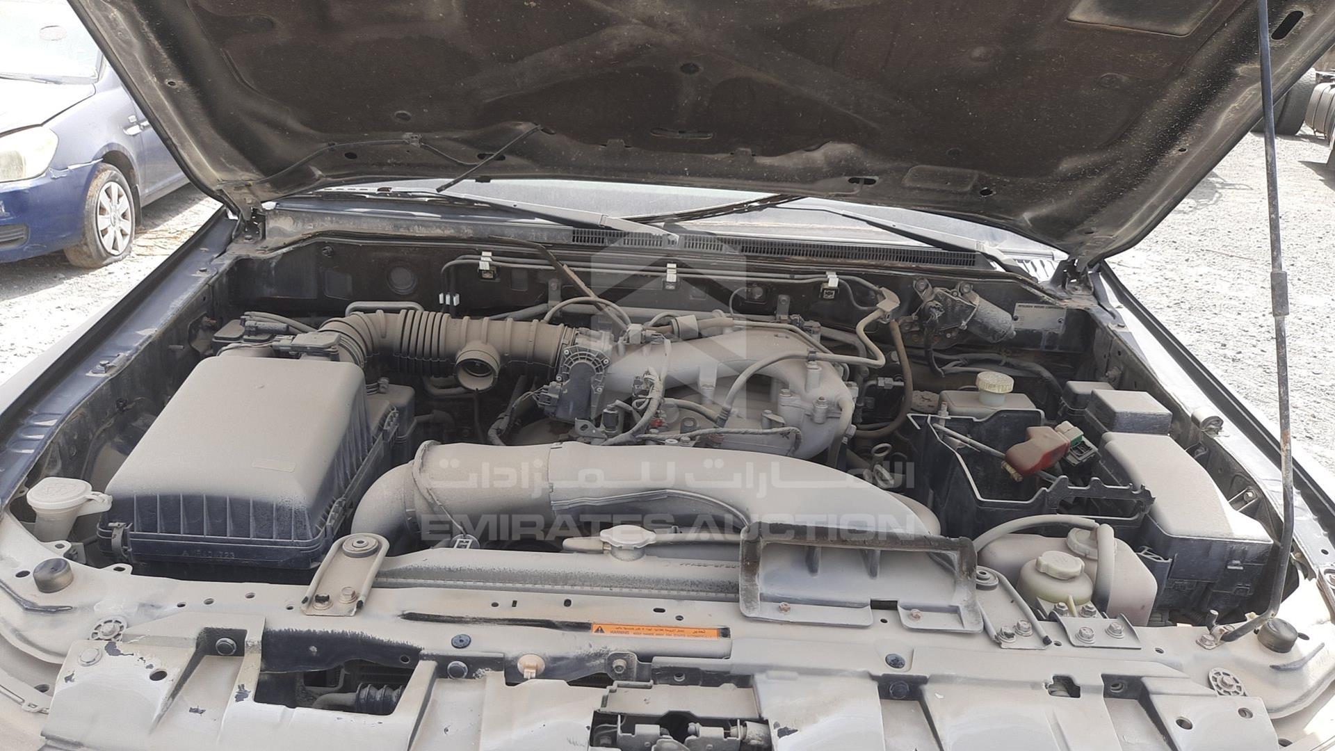 2008 MITSUBISHI PAJERO VIN: JMYLRV93W8J730399