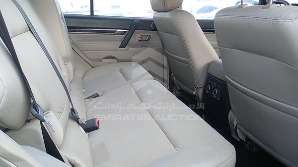 JMYLRV95WAJ704782 Mitsubishi Pajero