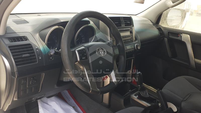 JTEBX9FJ7DK110252 Auction: EmiratesAuction Lot: 409139 JTEBX9FJ7DK110252 Toyota Land Cruiser Prado 2013 WHITE Photo 13