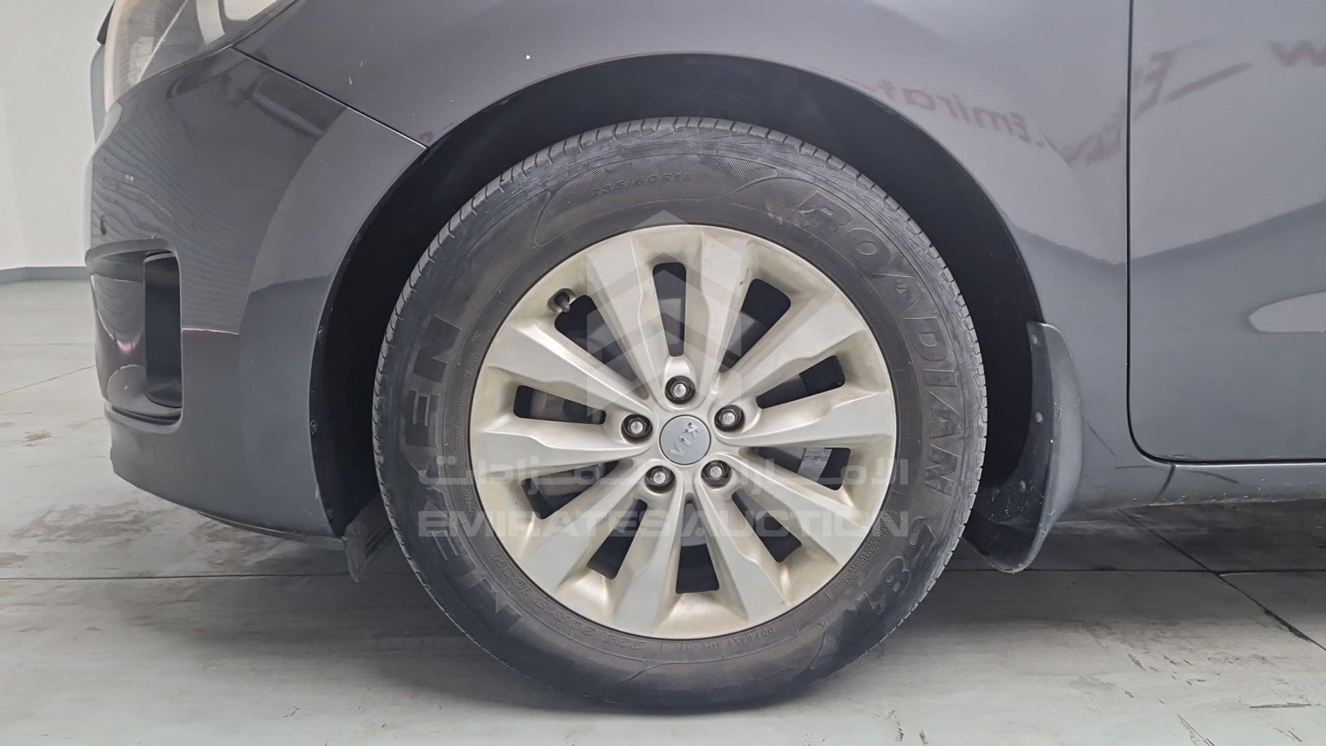 2016 KIA CARNIVAL VIN: KNAMC8127G6129980