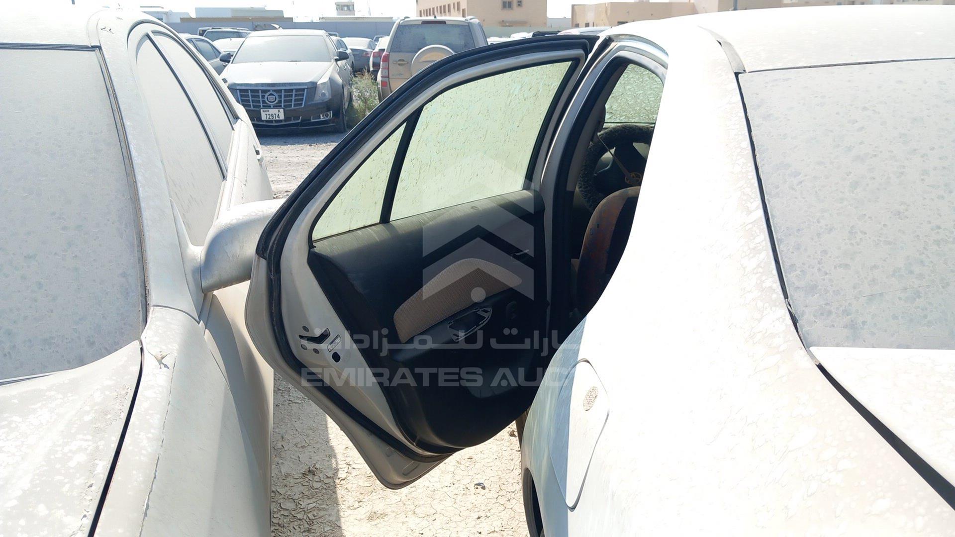 2007 TOYOTA YARIS VIN: JTDBW923X71057071