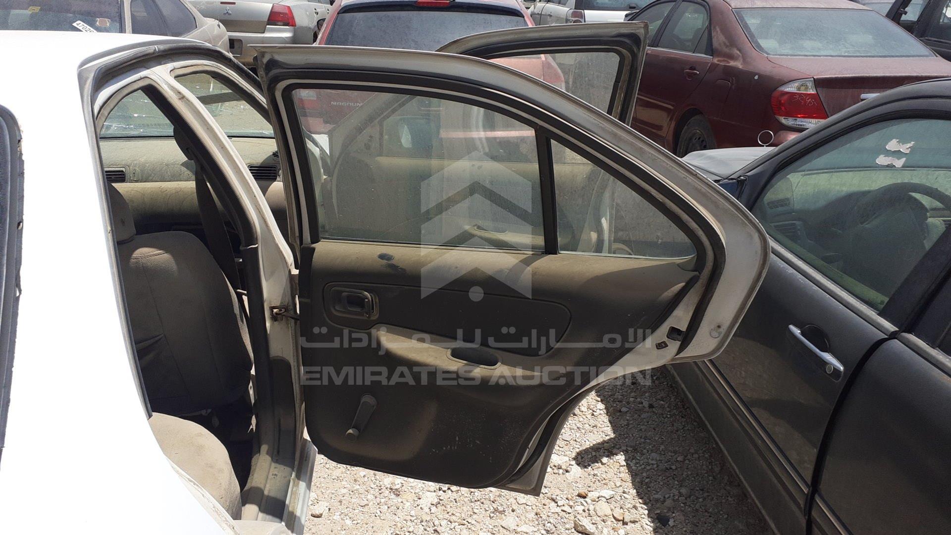 0 NISSAN SUNNY VIN: JN1BBAB14Z0310979