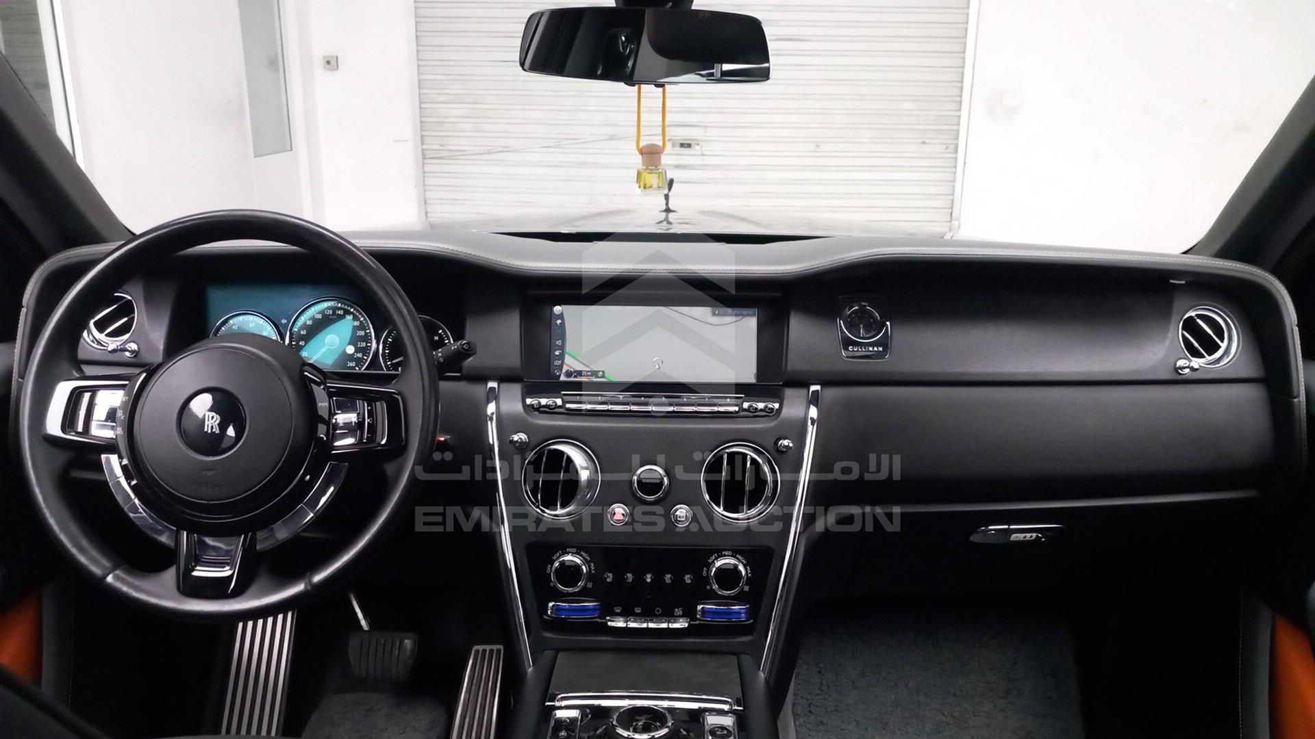 2019 ROLLS-ROYCE CULLINAN VIN: SCA689X06KU109627