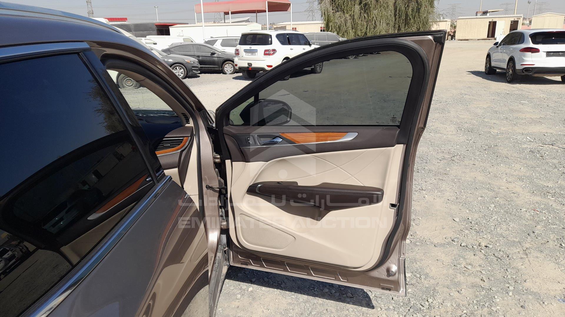 2019 LINCOLN MKC VIN: 5LMCJ2C99KUL23175