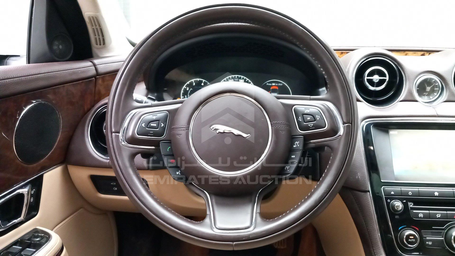 2016 JAGUAR X J VIN: SAJAA20A4G8V97706
