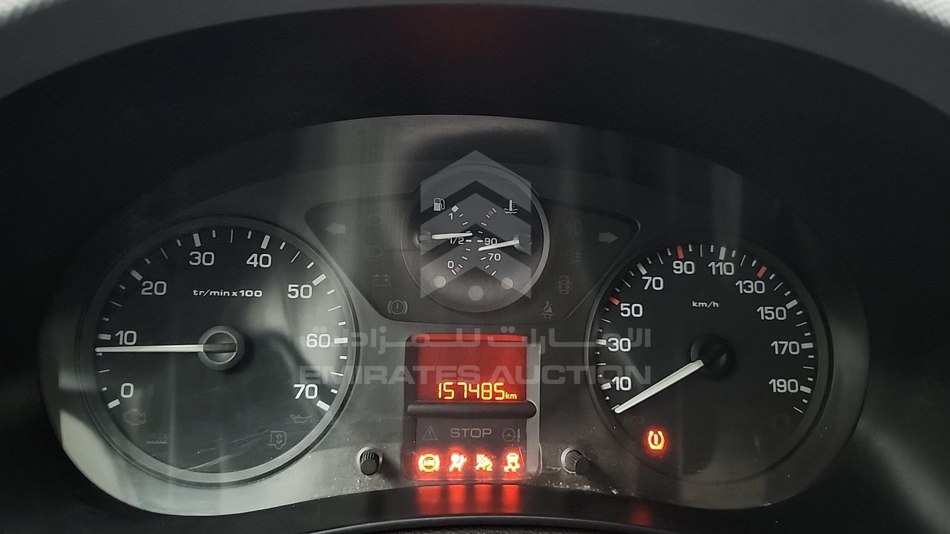 2018 PEUGEOT PATNER VIN: VF37FNFUXJJ516839