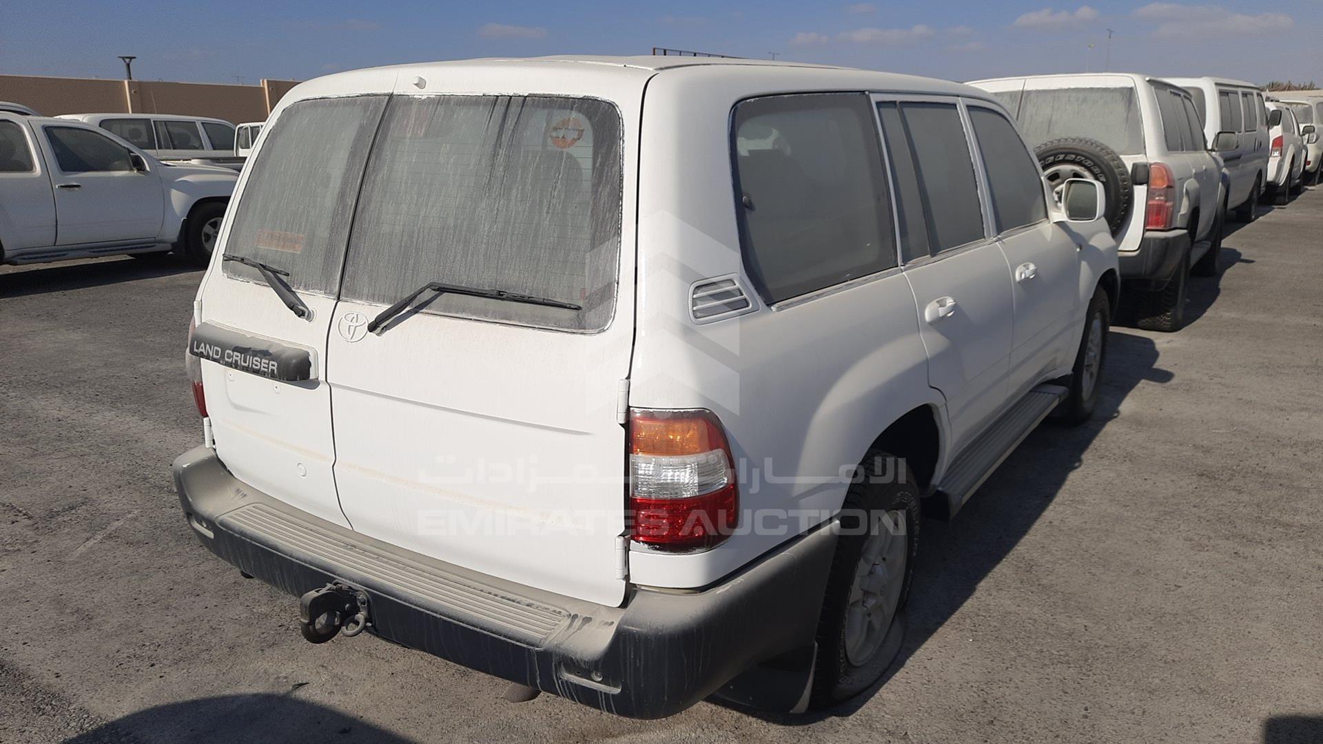 2007 TOYOTA LAND CRUISER VIN: JTGHJ09J477006870