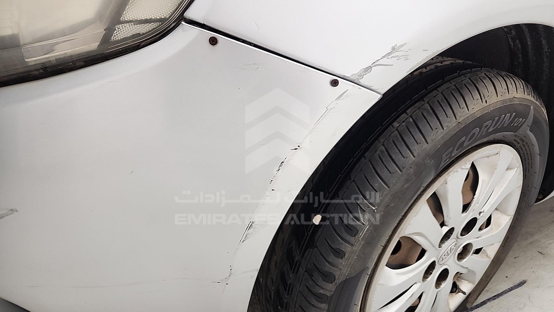2012 KIA CERATO VIN: KNAFU411BC5962272