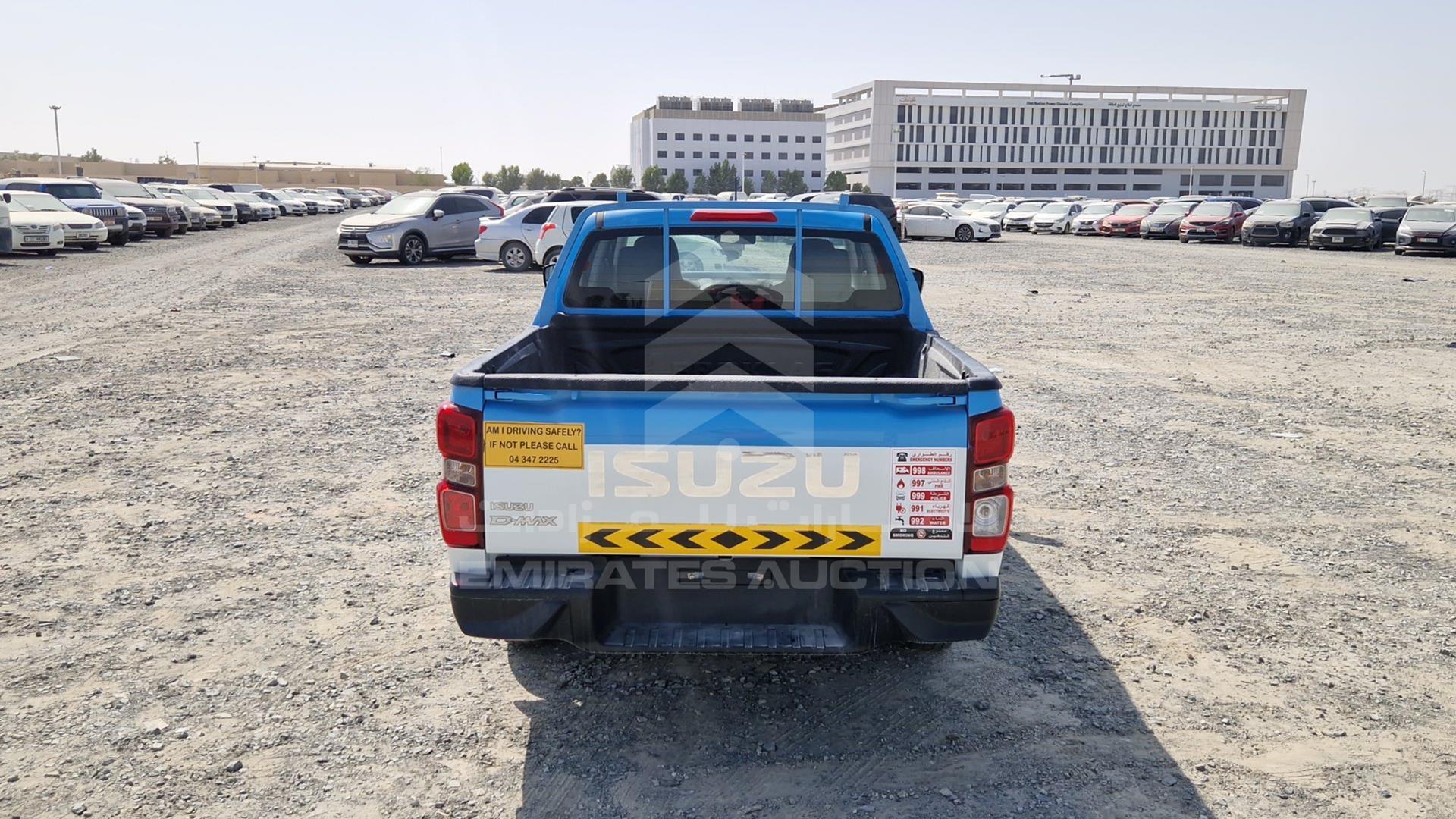 2024 ISUZU D-MAX VIN: MPAEL3376RT008775