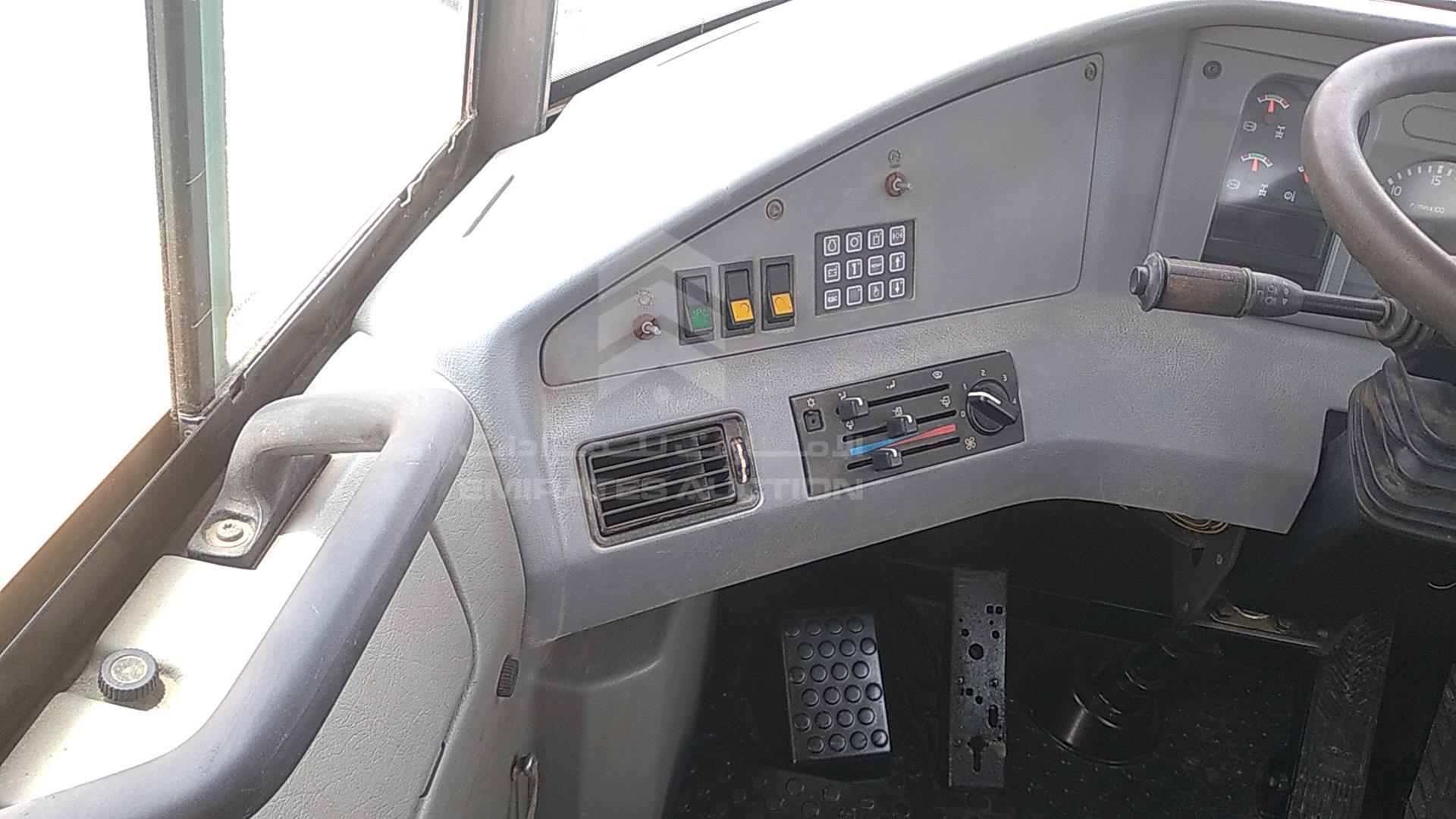 2011 VOLVO A 40 E VIN: VCE0A40EA00013516
