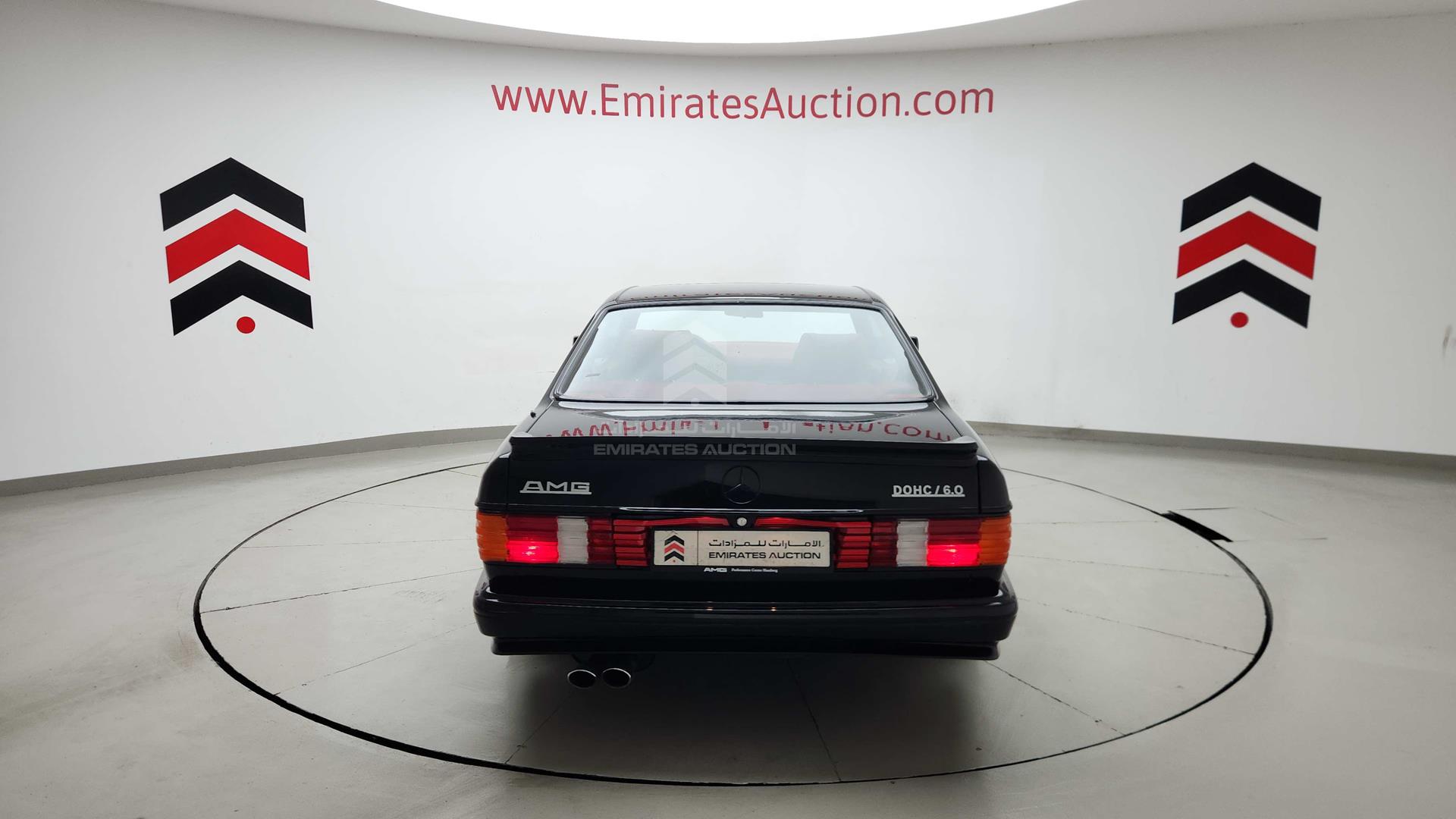 1989 MERCEDES 560 SEC VIN: WDBCA45E3KA487048