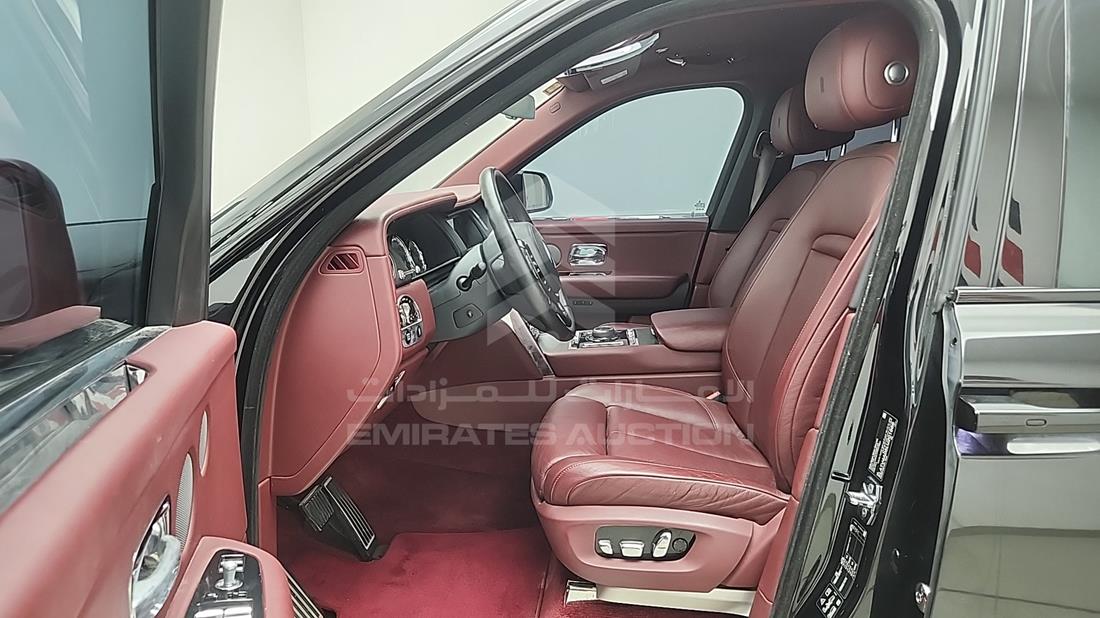 2020 Rolls Royce Cullinan — Front Left Driver Seat View — Photo 12