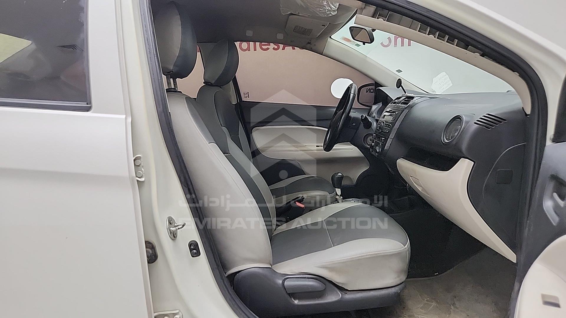2014 MITSUBISHI ATTRAGE VIN: MMBSTA13AEH011677