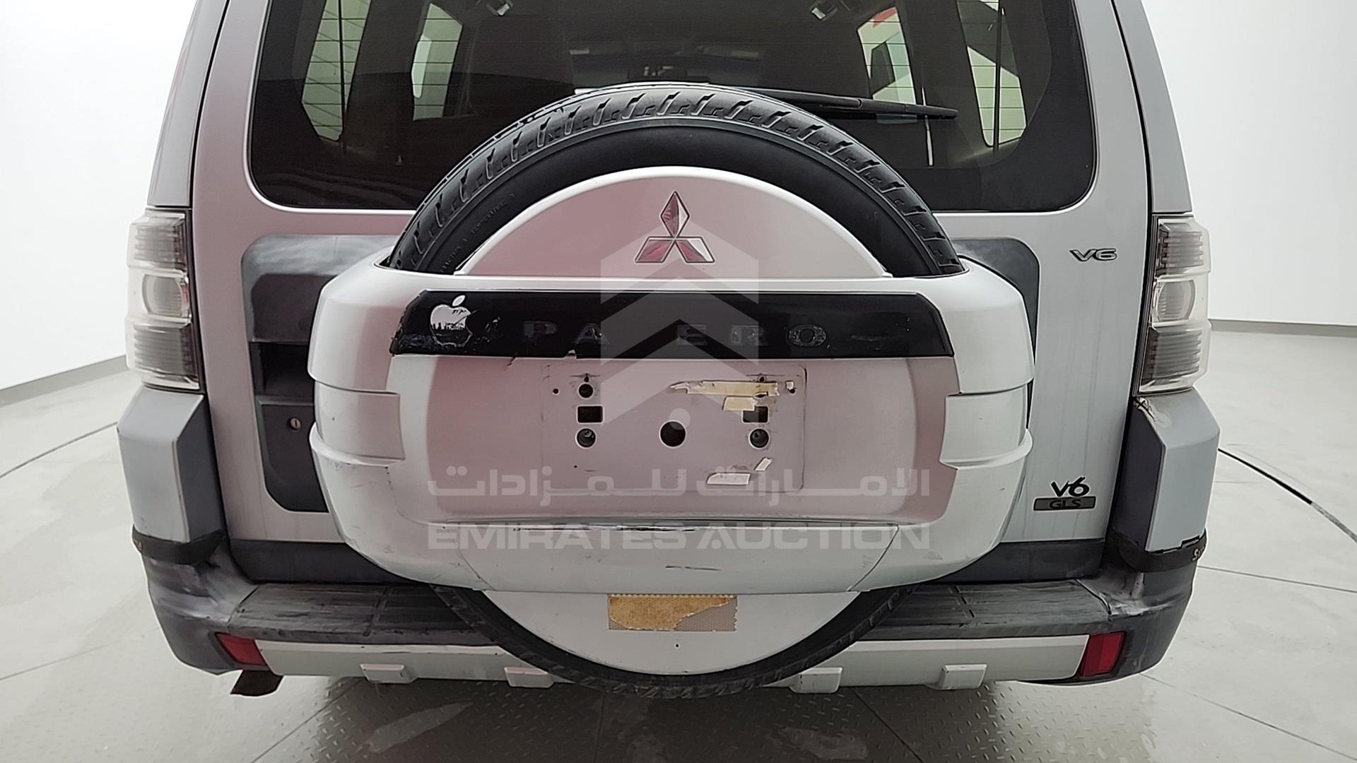 2007 MITSUBISHI PAJERO VIN: JMYLRV93W7J708656