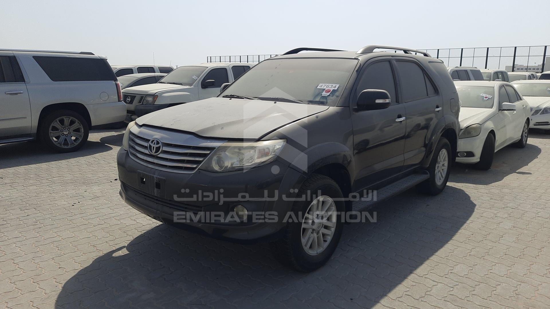 2014 TOYOTA FORTUNER VIN: MHFYU59GXE7032347