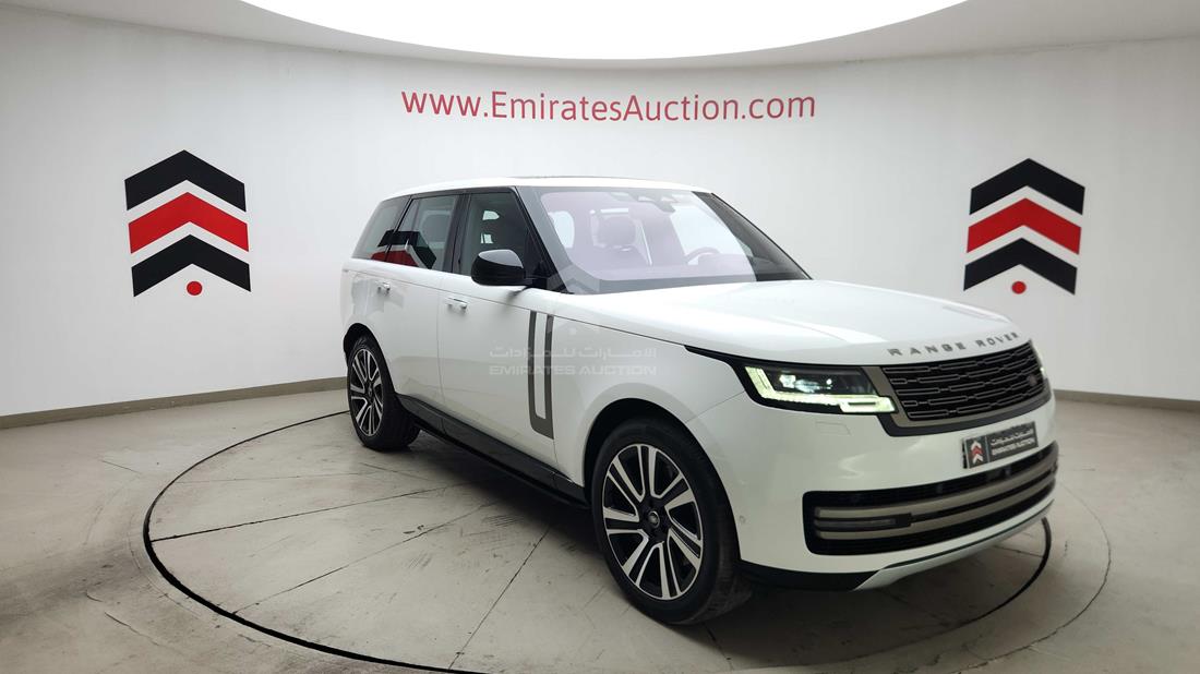 2023 Range Rover HSE — Front Right Angle — Photo 11