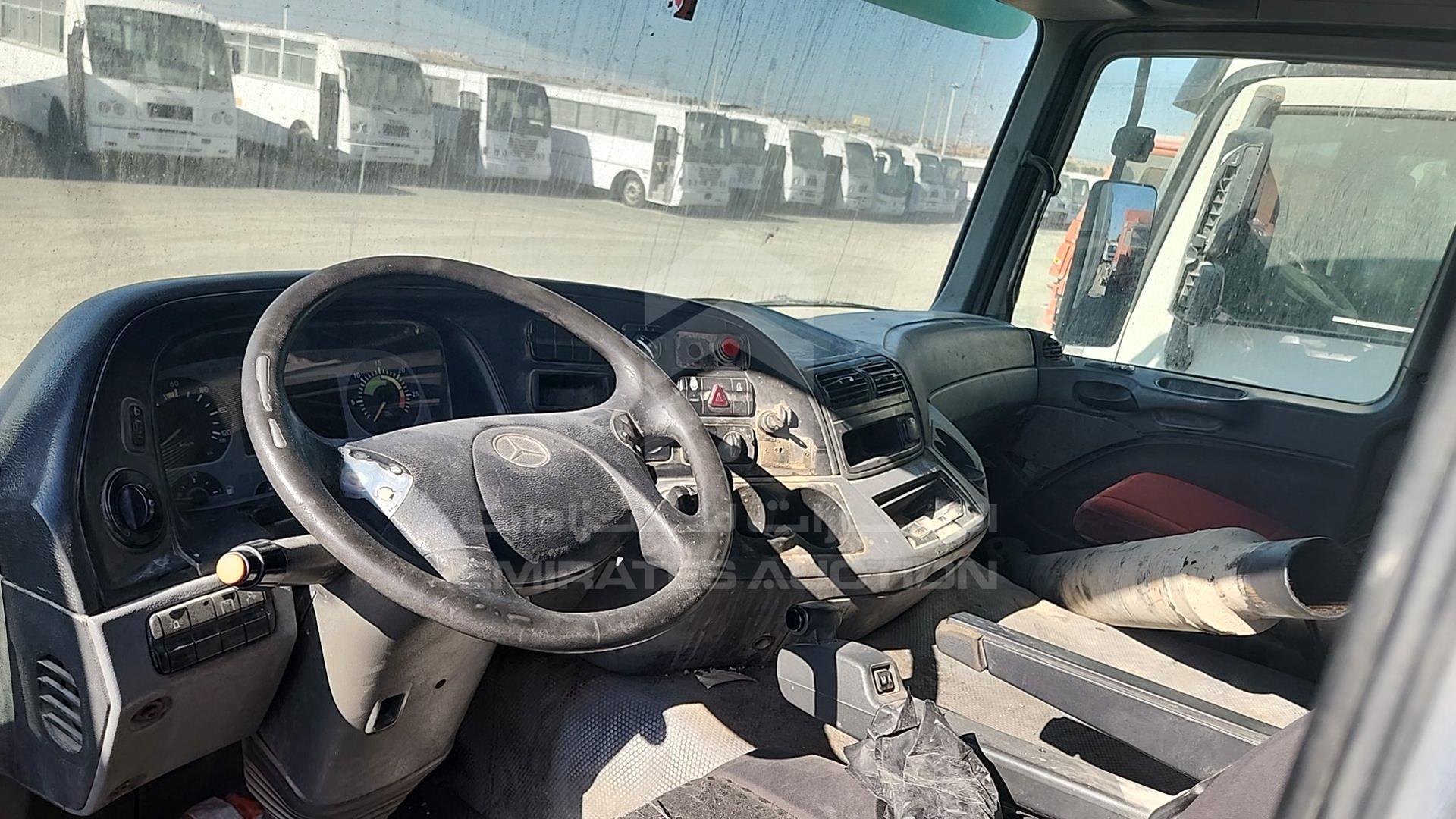2008 MERCEDES ACTROS VIN: WDAKHCAA58L308529
