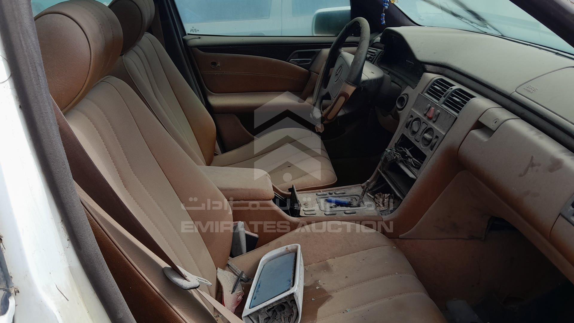 0 MERCEDES E320 VIN: WDB2100351A347598
