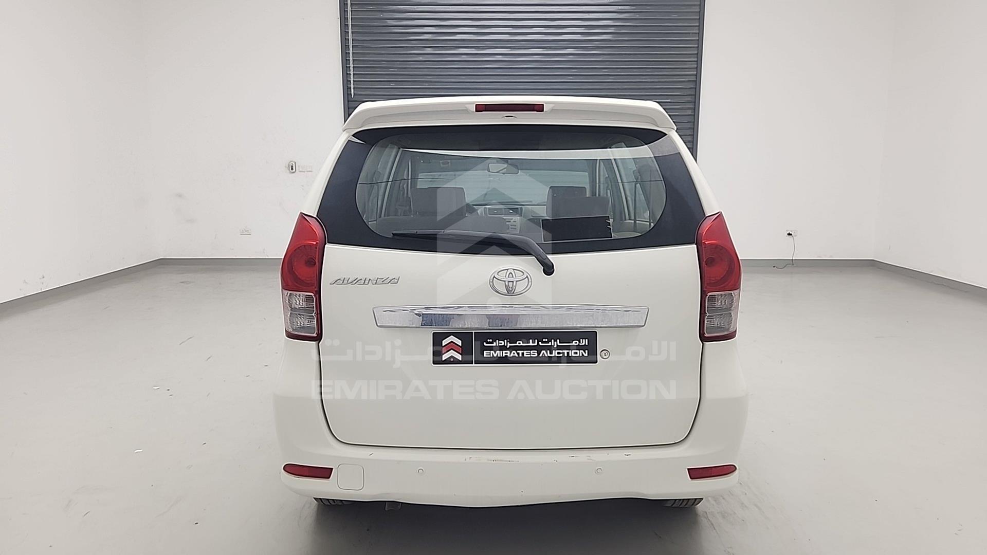 2015 TOYOTA AVANZA VIN: MHKMC13F0FK018371
