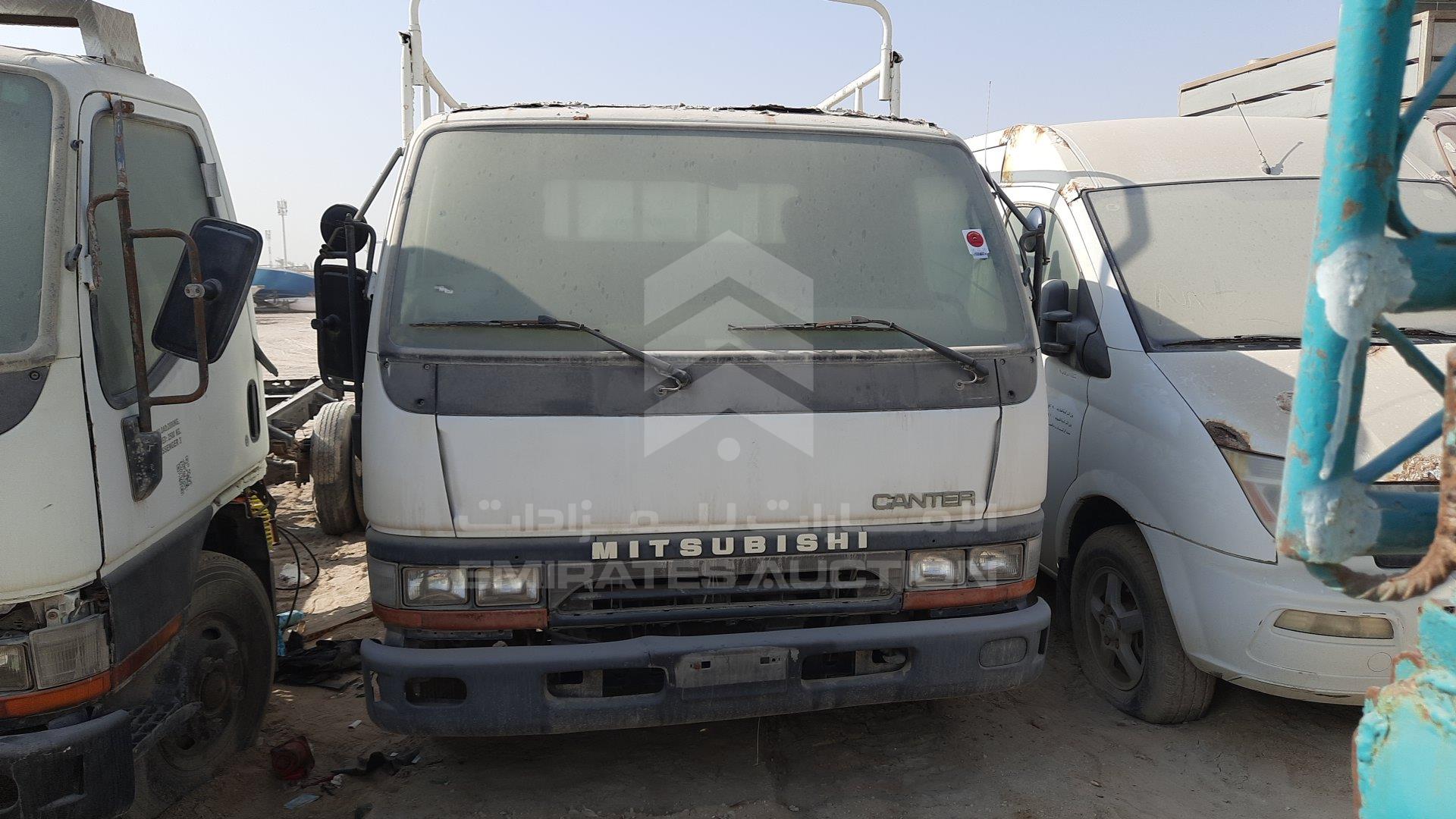 JL7BCE1KX4K017818 - 2004 Mitsubishi Canter - #undefined