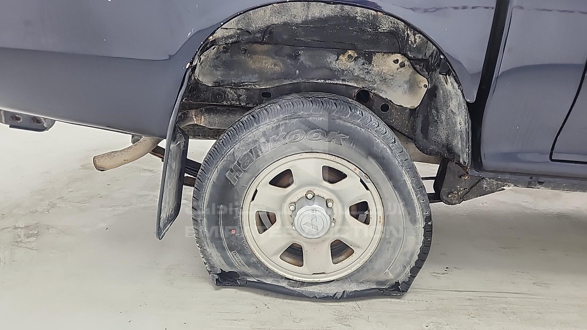 2005 MITSUBISHI L 200 VIN: MMBJNK7405D021680