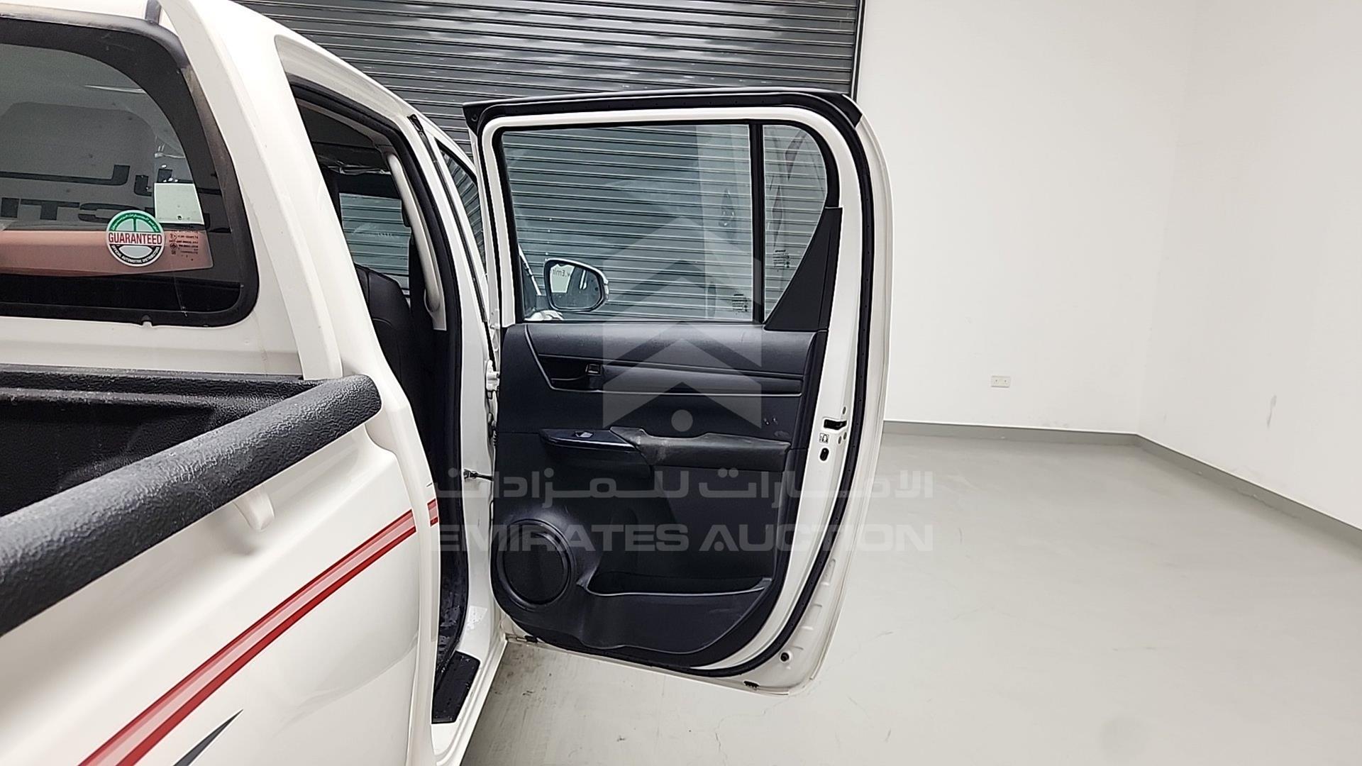 2023 TOYOTA HILUX VIN: MR0DB9CD9P5004089