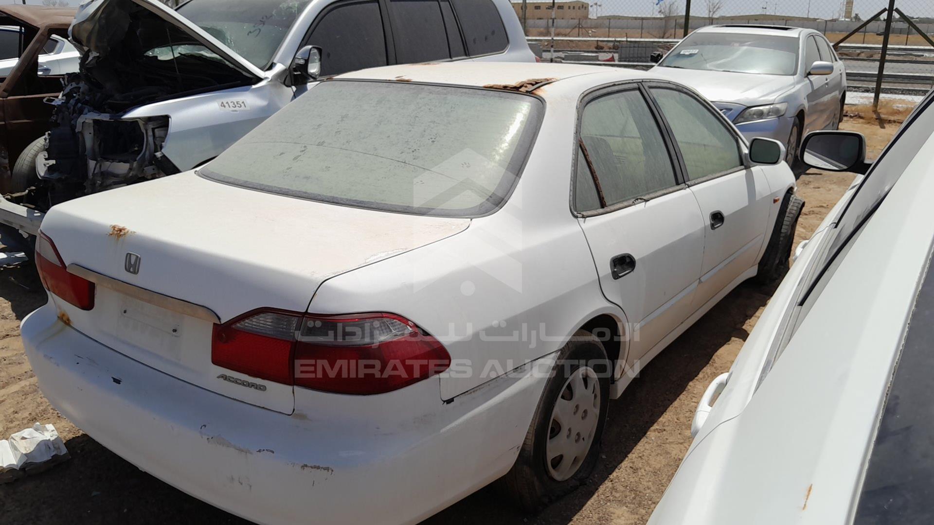 2000 HONDA ACCORD VIN: JHMCF8639YC402975