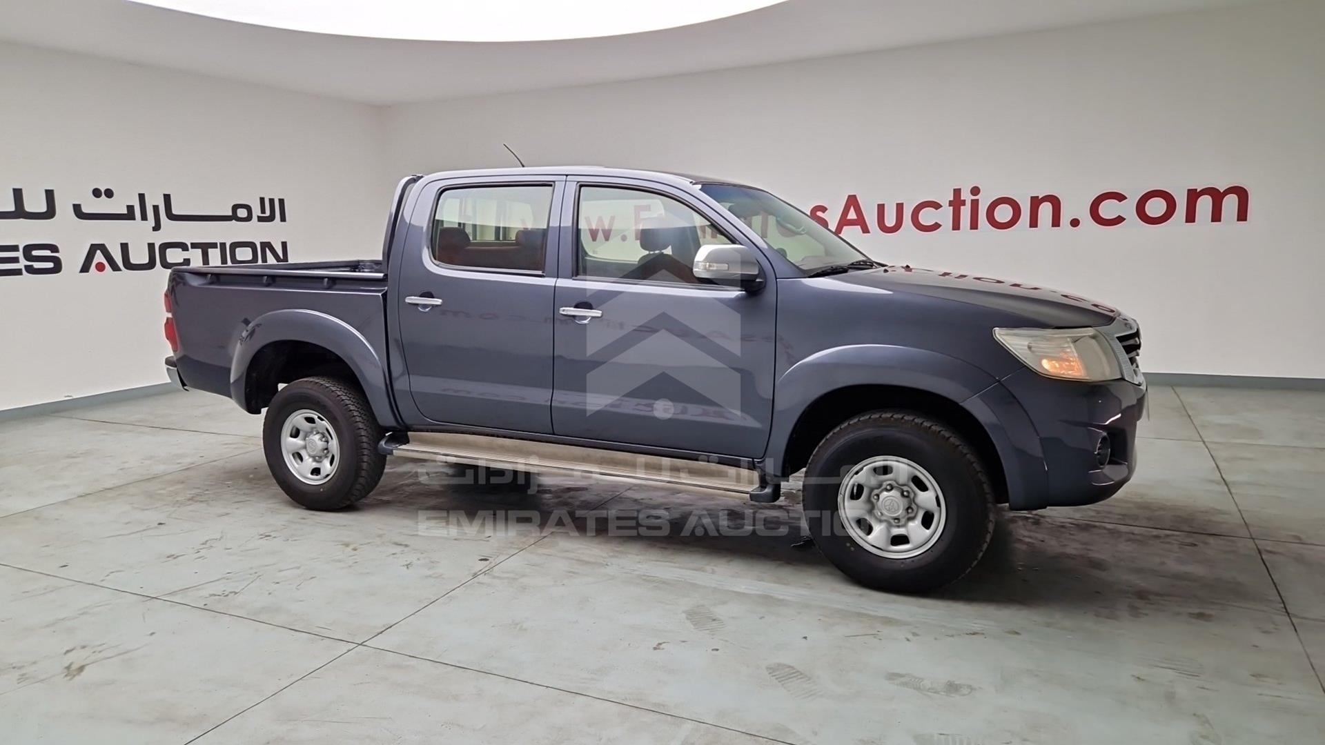 2013 TOYOTA HILUX VIN: MR0FX22G8D1085361