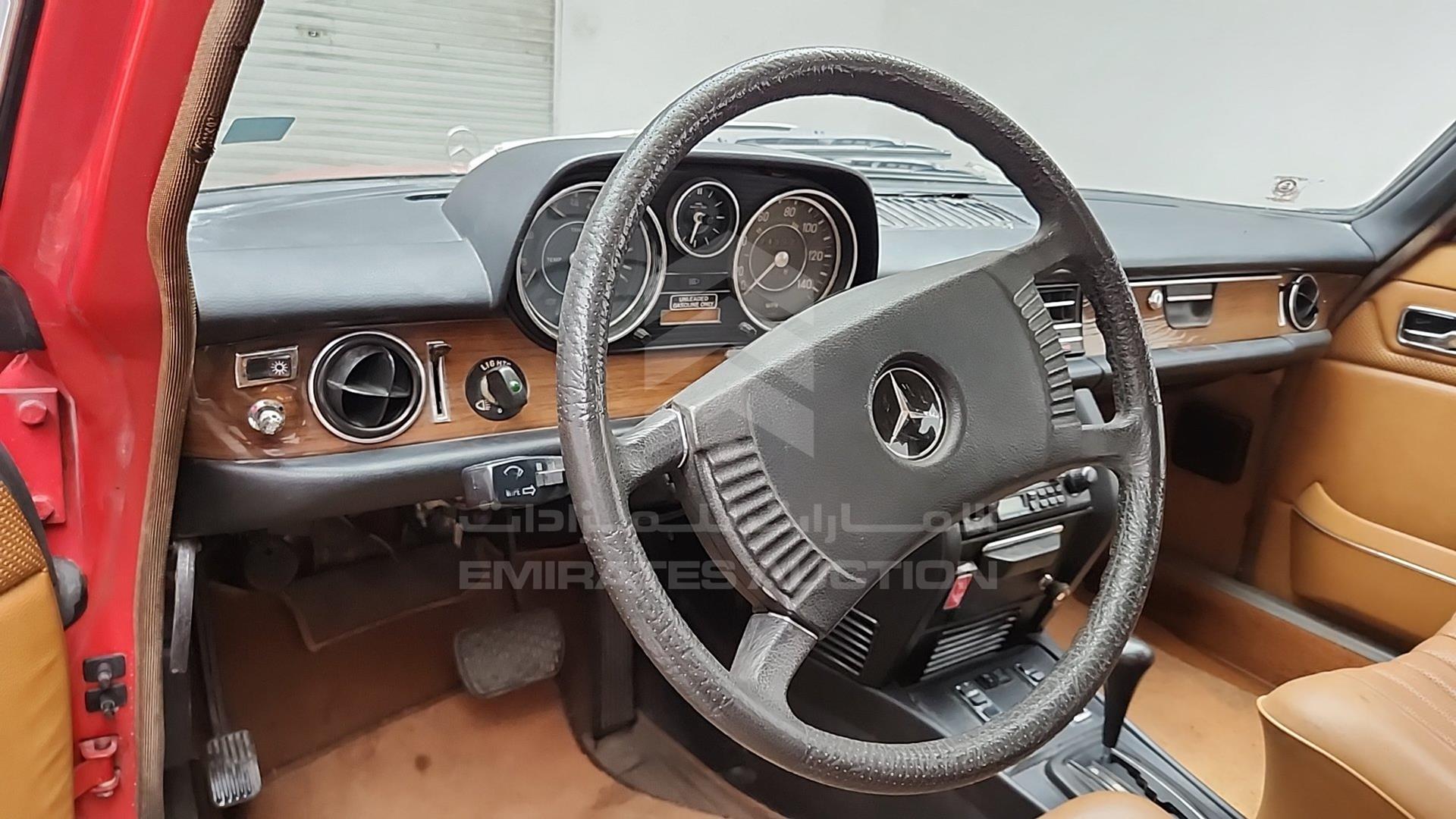 1975 MERCEDES 280 VIN: 11406012115799