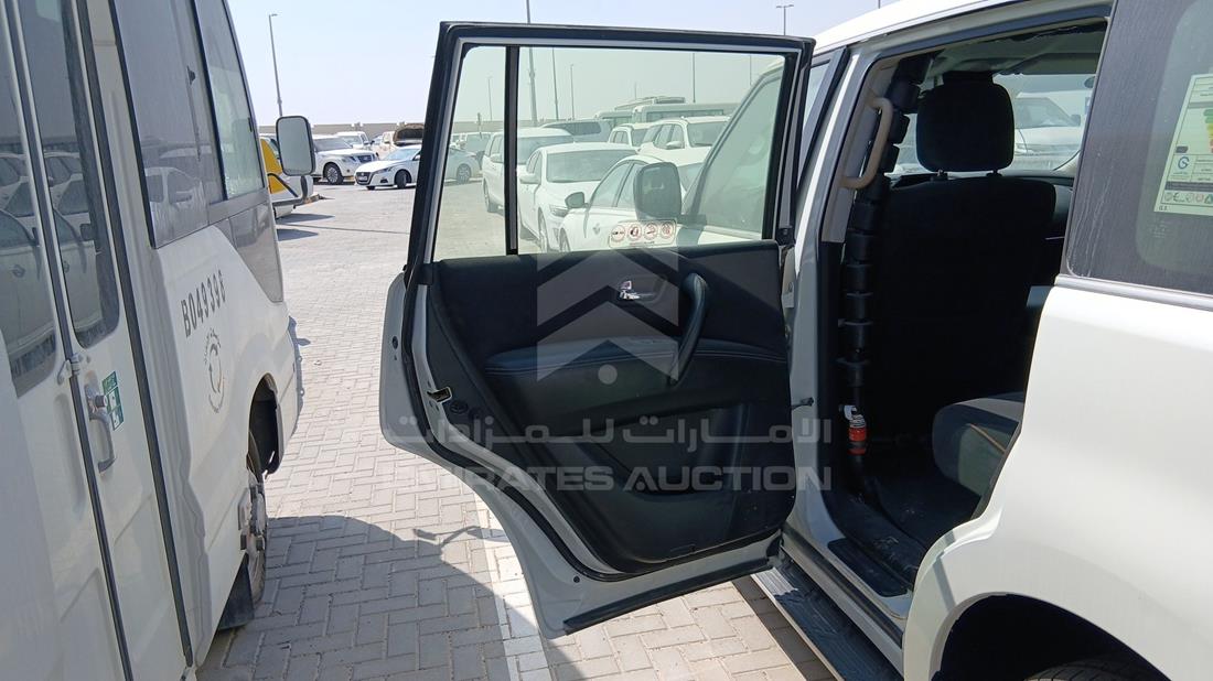 نيسان باترول 2019 — الباب الخلفي الأيسر — صورة 19