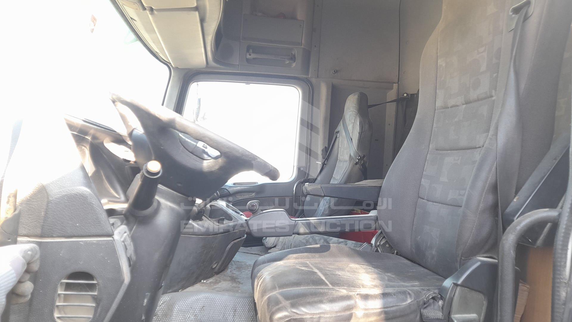 2008 MERCEDES ACTROS VIN: WDAKHCAA08L280333