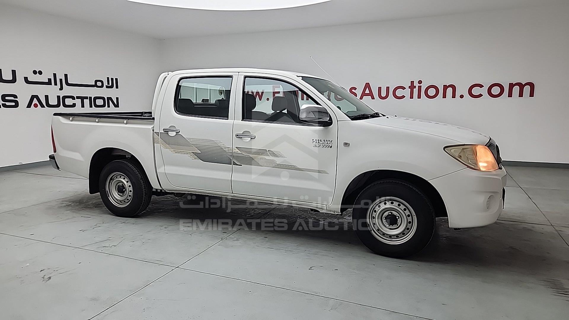 2011 TOYOTA HILUX VIN: MR0EX12G2B2047248